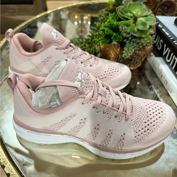 APL Techloom Women's Pink Sneakers Size 9 - Picture 2 of 5